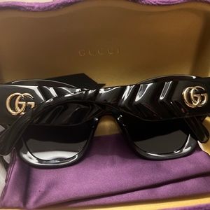 Gucci Sunglasses (womens)